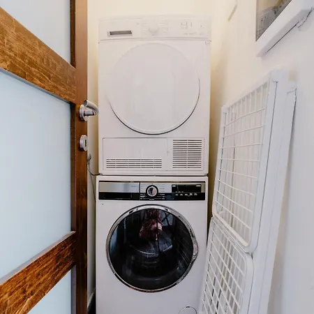 La88 Bayview Ii Apartment