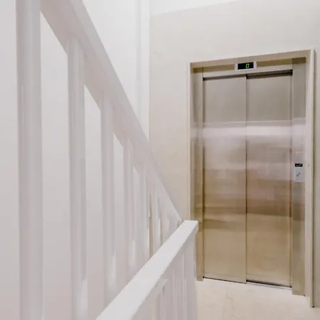 Apartment La88 Bayview Ii