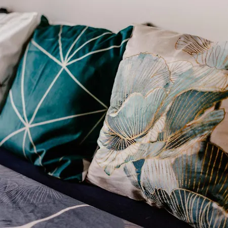 Apartment La88 Bayview Ii *